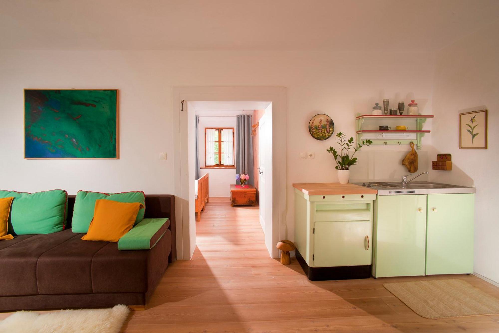 Juvanova Hisa - Apartments And Rooms Luče Extérieur photo