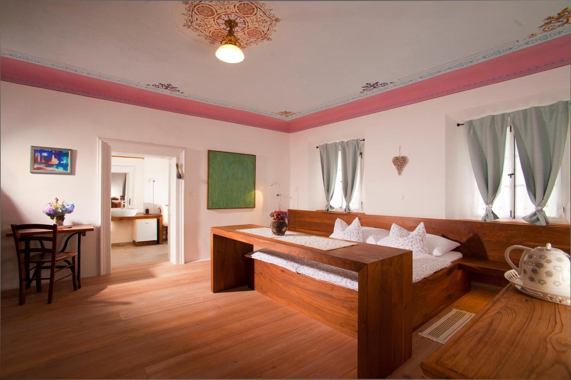 Juvanova Hisa - Apartments And Rooms Luče Extérieur photo